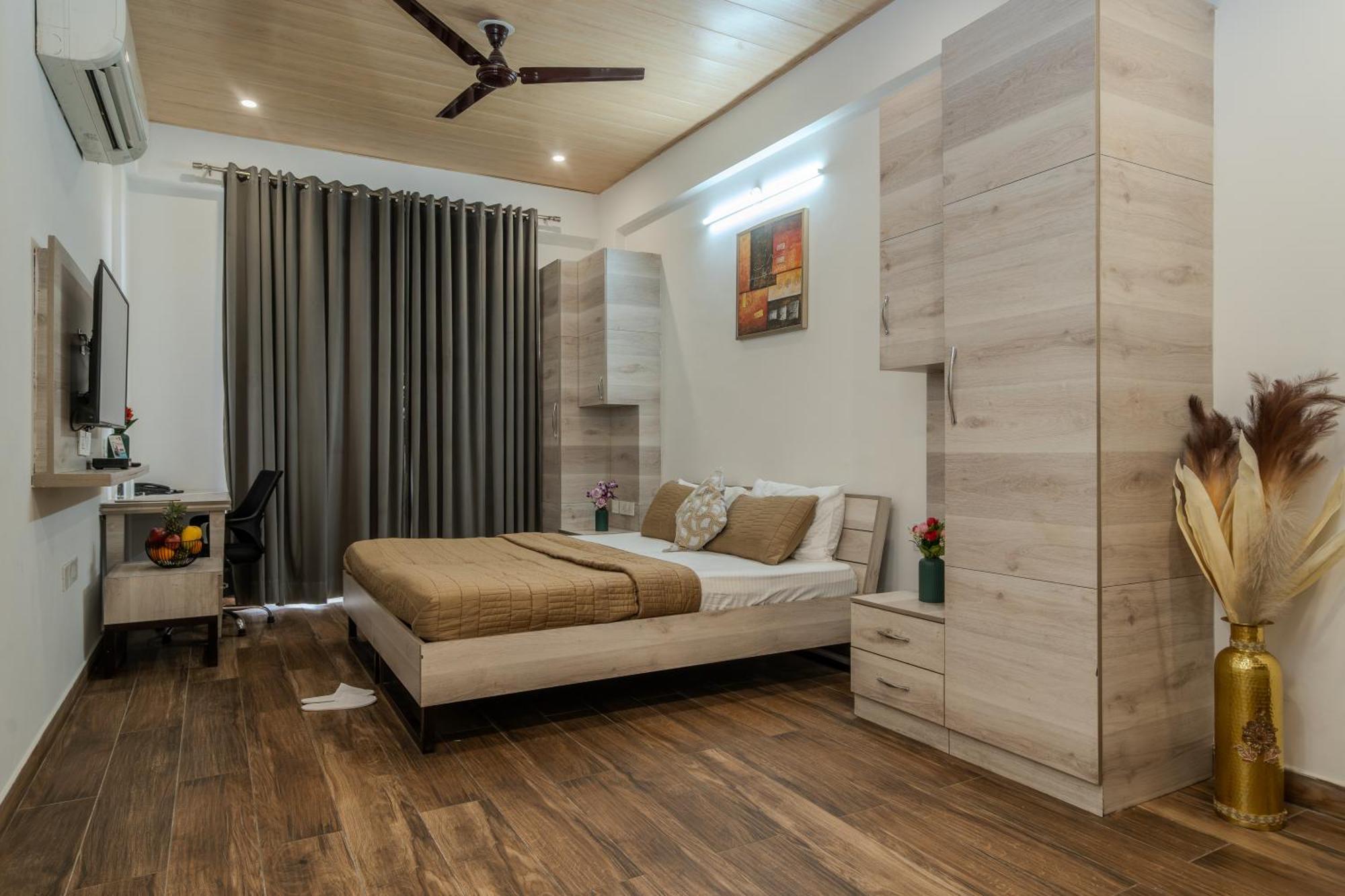 Stay Studio Hotel & Residences 古尔冈 外观 照片